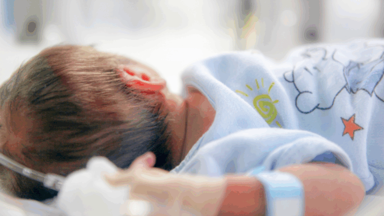 Rënie drastike e lindjeve, mbi 35% në Shkodër, Korçë e Dibër!