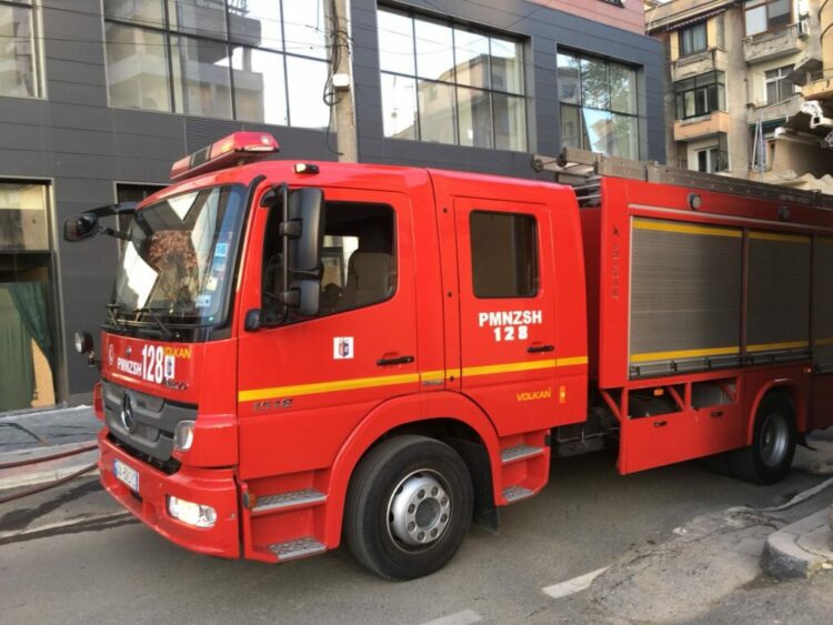 Bashkitë përballen me situatë emergjente, por u mungojnë zjarrfikësit!