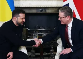 Starmer do të takohet me Zelenskyn në Londër, në prag të takimit Trump-Putin