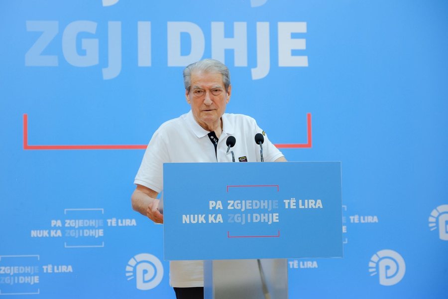 Zhdukja e ish zv drejtorit të AKSHI t Berisha  U rrëmbye dhe u mbajt peng në 