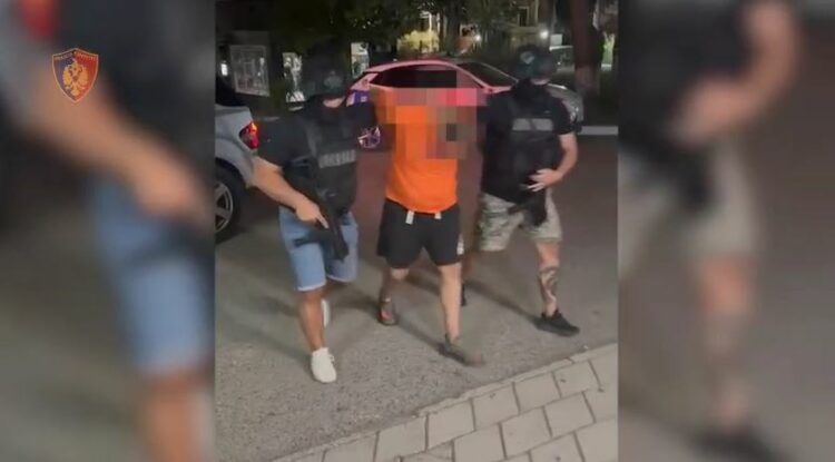 Fier/ Në kërkim ndërkombëtar për trafik droge, arrestohen 3 shtetas