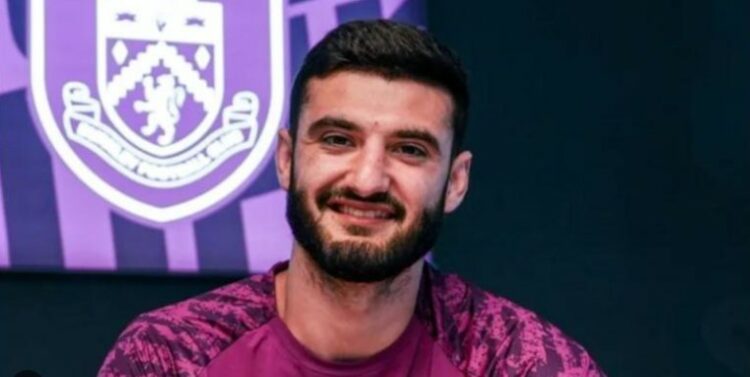 Armando Broja as në stol, trajneri i Burnley: Është mbrapa, i duhet më shumë punë