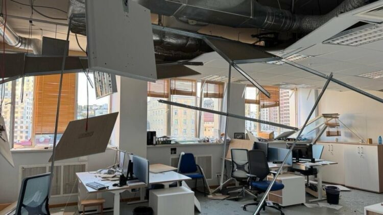 Ofensiva ruse ndaj Kievit, Ursula von der Leyen: Rusia të ndalë sulmet!