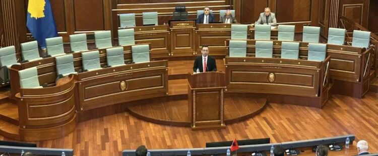 Analiza e DW/ Kosovë: Parlamenti zgjedh kryetarin, por bllokada vazhdon