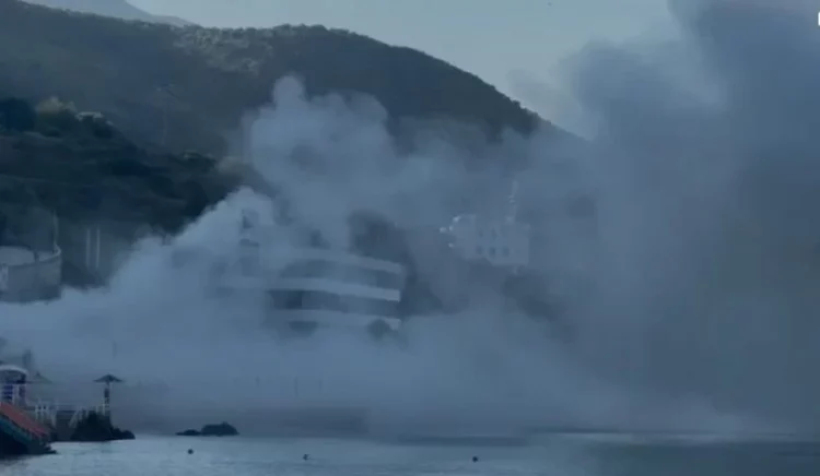 Shembet me shpërthim të kontrolluar godina 3 katëshe në Radhimë