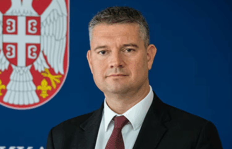 Qeveria serbe i përfundon mandatin Igor Popoviç në Zyrën për Kosovën