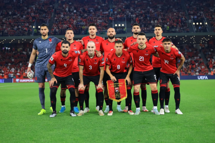 Dy ndeshjet e shtatorit, Silvinjo publikon listën e Kombëtares