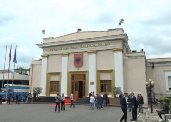 Cilët do të jenë deputetët e Kuvendit, kush rikthehet dhe kush ulet për herë të parë