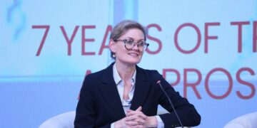 E ngarkuara me punë e SHBA-së Nancy Vanhorn shkon në kryeministri