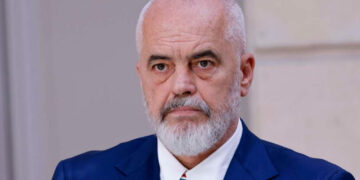 Ndërtimet pa leje, Rama paralajmëron: Masa goditëse brenda ditësh për “symbyllurit”