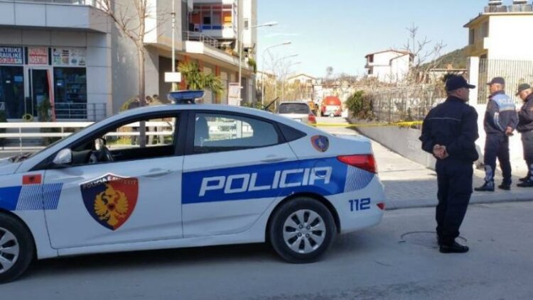 Vlorë/ Sherri me thika në zonën e Ujit të Ftohtë, policia arreston 32 vjeçarin