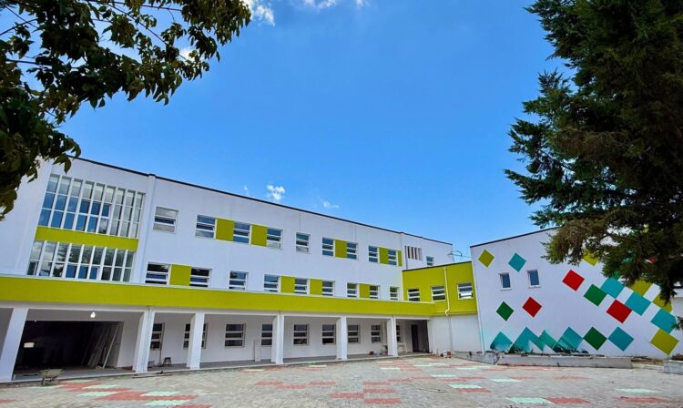 Gjimnazi “Jani Nushi” në Lushnje/ Rama: Me ambiente moderne në shtator