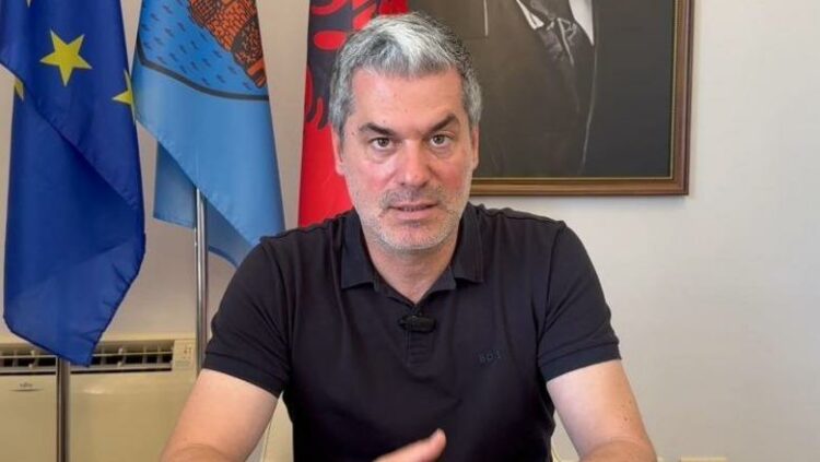 Dorëhiqet kryebashkiaku i Vlorës, Ermal Dredha