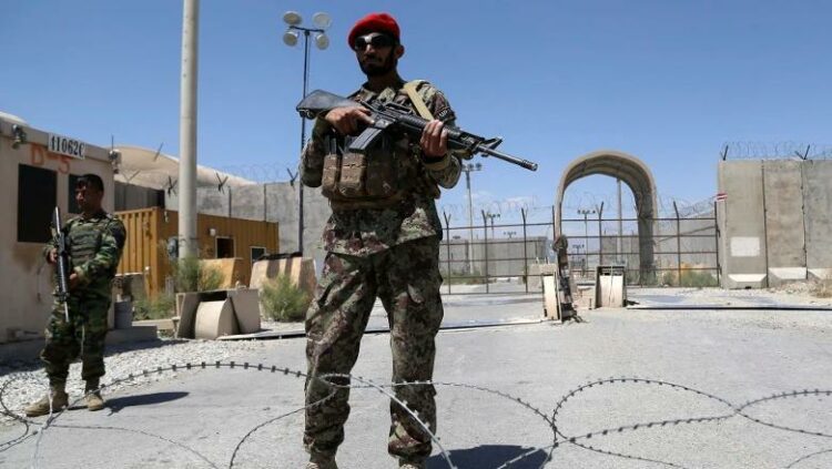 Pse SHBA dëshiron të rimarrë bazën e Bagramit në Afganistan të braktisur nga Biden?