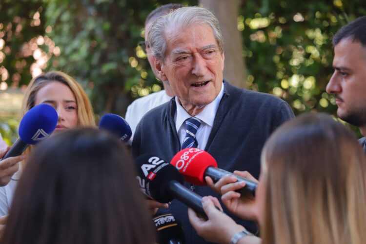 Cila do të jetë strategjia e opozitës në paralament? Flet Berisha