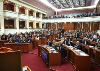 Kuvendi me dy seanca brenda ditës, projektvendimet që do të votohen