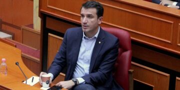 Këshilli i Ministrave shkarkon Erion Veliajn