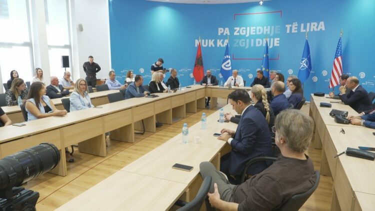 PD i drejtohet “Kushtetueses”: Të shfuqizohet Diella dhe rregullorja e re e Kuvendit