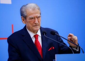 Berisha: Veliaj nuk e pranoi pazarin me Ramën