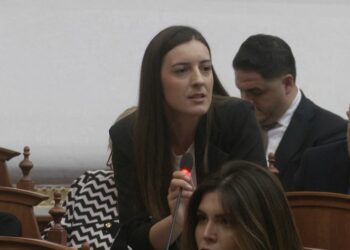 Zegjine Çaushi i drejtohet opozitës në Kuvend: Do të përfundoni të gjithë si Gazi