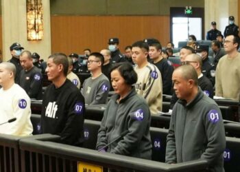 Kina dënon me vdekje 11 anëtarë të familjes mafioze