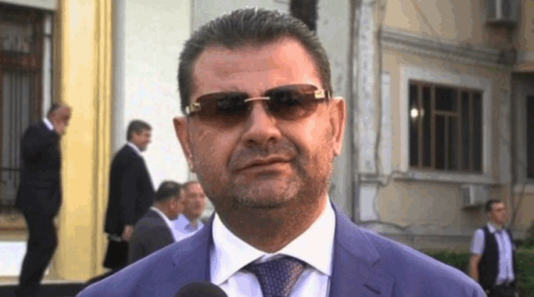 Tom Doshi heq dorë nga mandati i deputetit