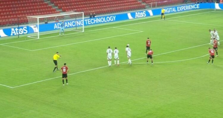 Shqipëria në avantazh, Asllani shënon golin nga penalltia