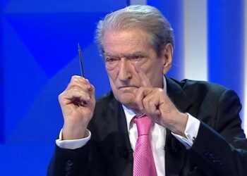 A do të rikandidojë për kryetar të PD? Berisha: Nuk ka tërheqje….