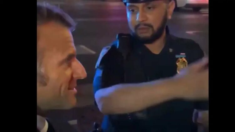 VIDEO/Policia e ndaloi sepse po kalonte eskorta e Trump,Macron telefonon presidentin