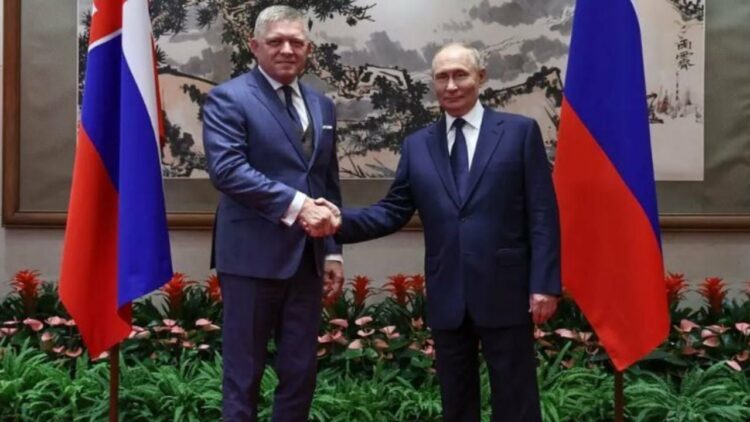 “Pezulloni furnizimet me energji në Ukrainë”, kërkesa e Putin për Sllovakinë