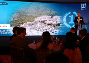 Green Coast Hotel-MGallery Collection fiton “Architectural Highlight of the Year”