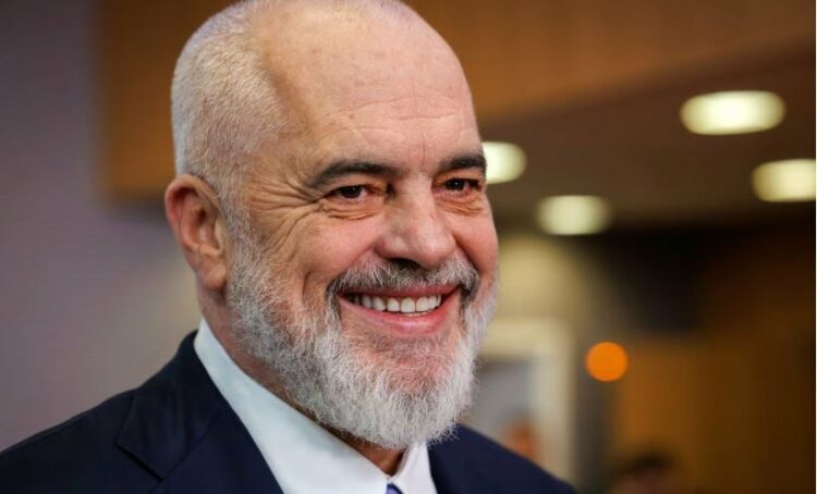 Shqipëria emëron ministren e parë në botë të krijuar nga inteligjenca artificiale