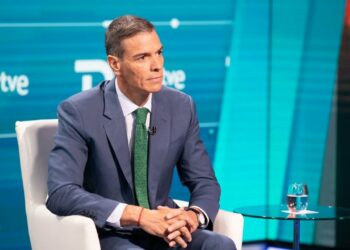 Gruaja dhe vëllai të akuzuar për korrupsion, kryeministri spanjoll sulmon gjyqtarët