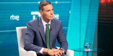 Gruaja dhe vëllai të akuzuar për korrupsion, kryeministri spanjoll sulmon gjyqtarët