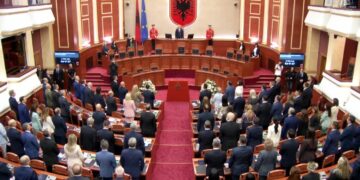 Seancë maratonë në Kuvend, diskutime për programin qeverisës