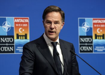 Rutte: Rreziku nga Rusia po rritet çdo ditë, NATO po përgatitet për çdo skenar