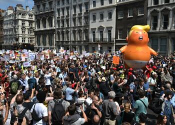 Donald Trump drejt Britanisë së Madhe, pritet me protesta: Nuk je i mirëpritur