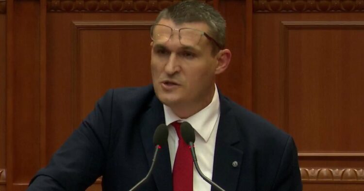 Dumani pyetet në Kuvend për Ballukun: Nuk komentoj çështje në hetim