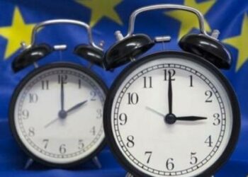 Spanja do të kërkojë heqjen e ndryshimeve të orës në BE nga viti 2026