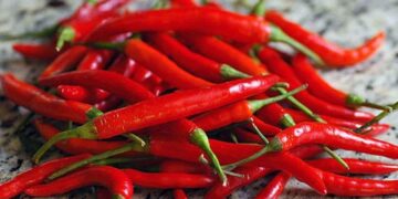 Kroaci/ Kthehet në Shqipëri ngarkesa me speca, të kontaminuara me pesticide