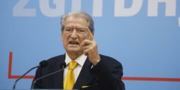 Avokati i Popullit, Berisha i përgjigjet Ballës: Merreni po e deshët