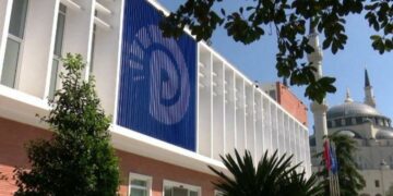 PS kundër dy komisioneve hetimore, PD mbledh nesër Grupin Parlamentar