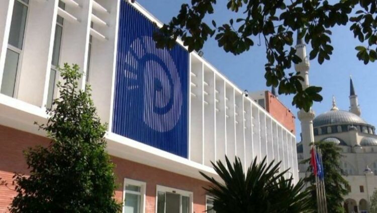 PS kundër dy komisioneve hetimore, PD mbledh nesër Grupin Parlamentar