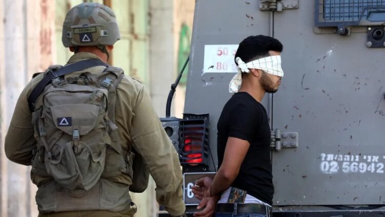 Të burgosurit palestinezë të liruar nga Izraeli kanë mbërritur në Gaza