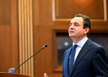Albin Kurti prezanton emrat e kabinetit të ri qeveritar