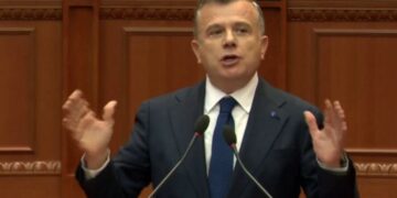 Kërkesa për shkarkimin e Peleshit, Balla-Berishës: U mbush mali dhe polli 10 vota