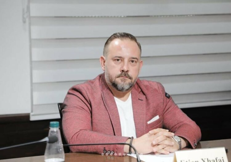 Ish-deputeti i PS emërohet në krye të Postës Shqiptare