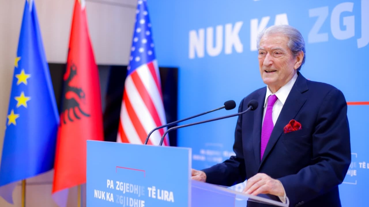 Berisha: Shqipëria nuk i plotëson kriteret për në BE