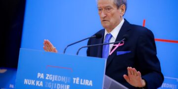 Berisha: Gati të ulem me Ramën për ndryshimet e Kushtetutës, parlament me 2 dhoma