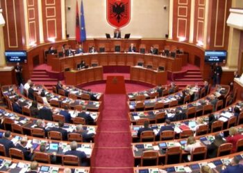 Deputetët e opozitës kundër Dumanit: Mashtrues